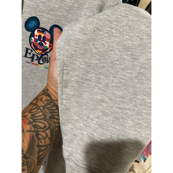 Rare Vintage Mickey Mouse Disney World Epcot Gray Zip Up Hoodie Puff Print M - Picture 8 of 8